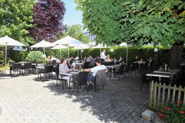 Hotel Ristorante Schloessli Meggen Exterior foto